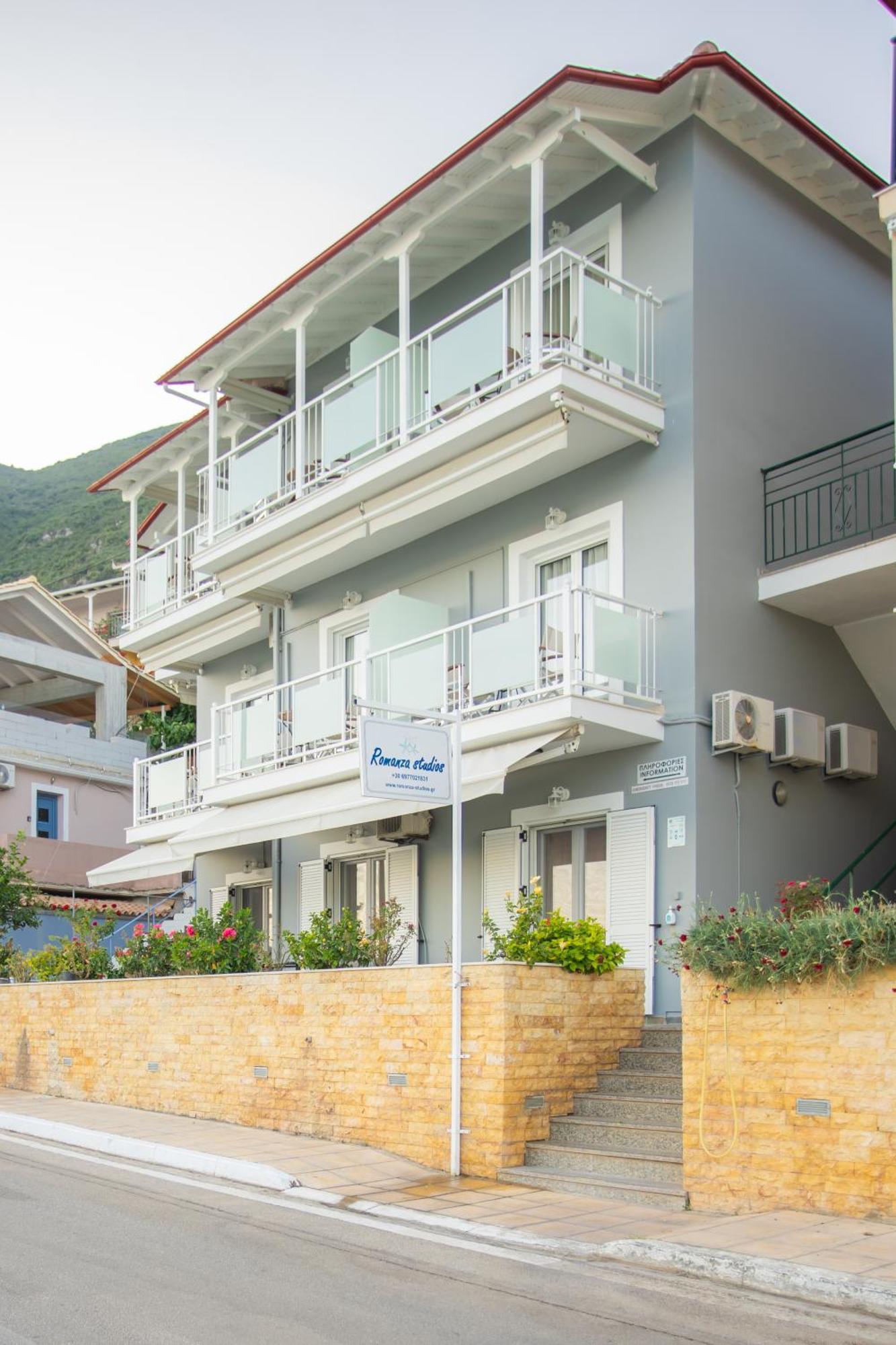 Romanza Studios Vasiliki  Exterior photo